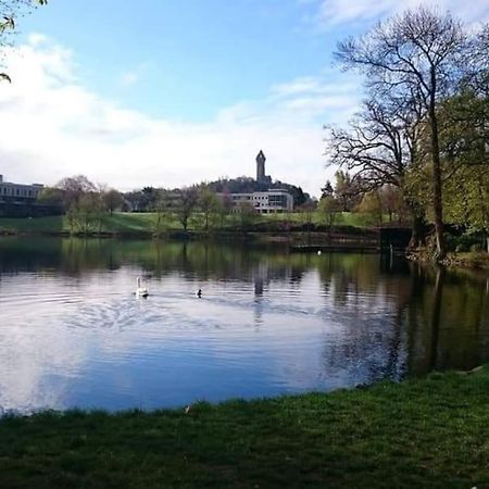 City Hub By The Castle Free Designated Parking ستيرلينج المظهر الخارجي الصورة